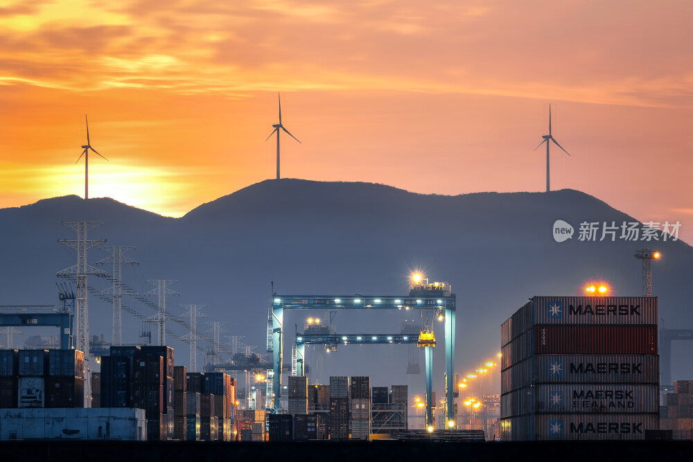 宁波穿山港区日出