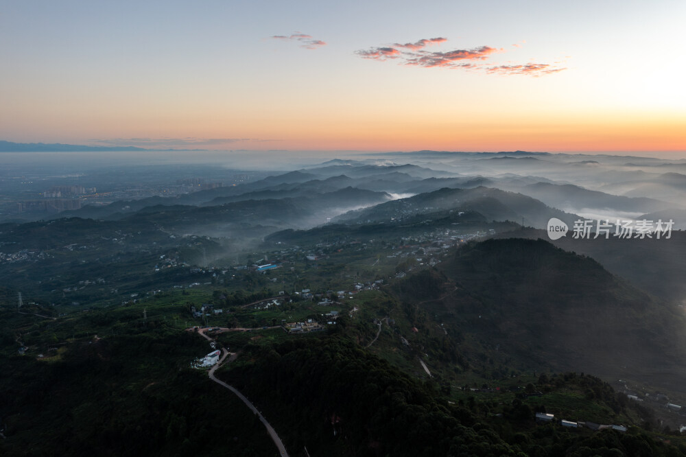 成都龙泉山日出云海航拍