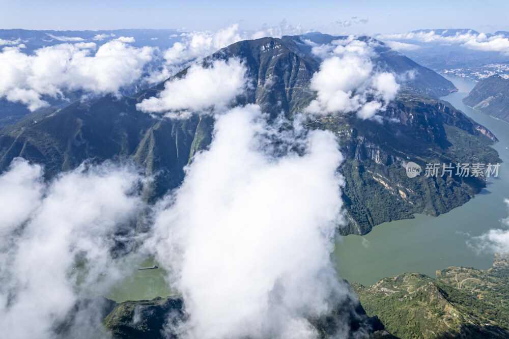 壮丽长江巫峡三峡自然风光航拍摄影配图