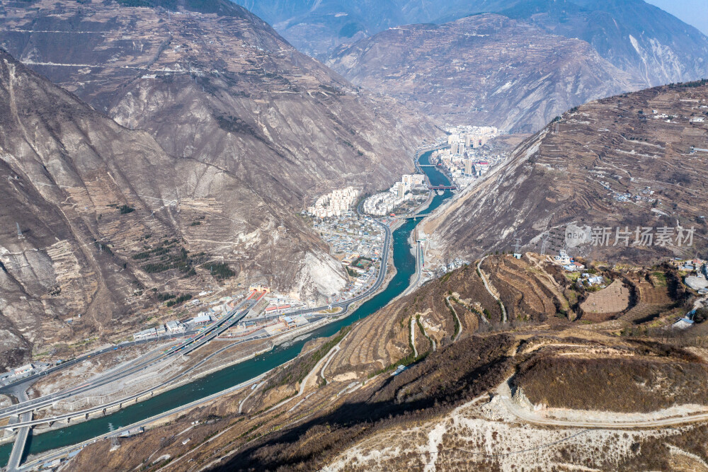 汶川七盘沟地质灾害泥石流拦石坝大坝航拍
