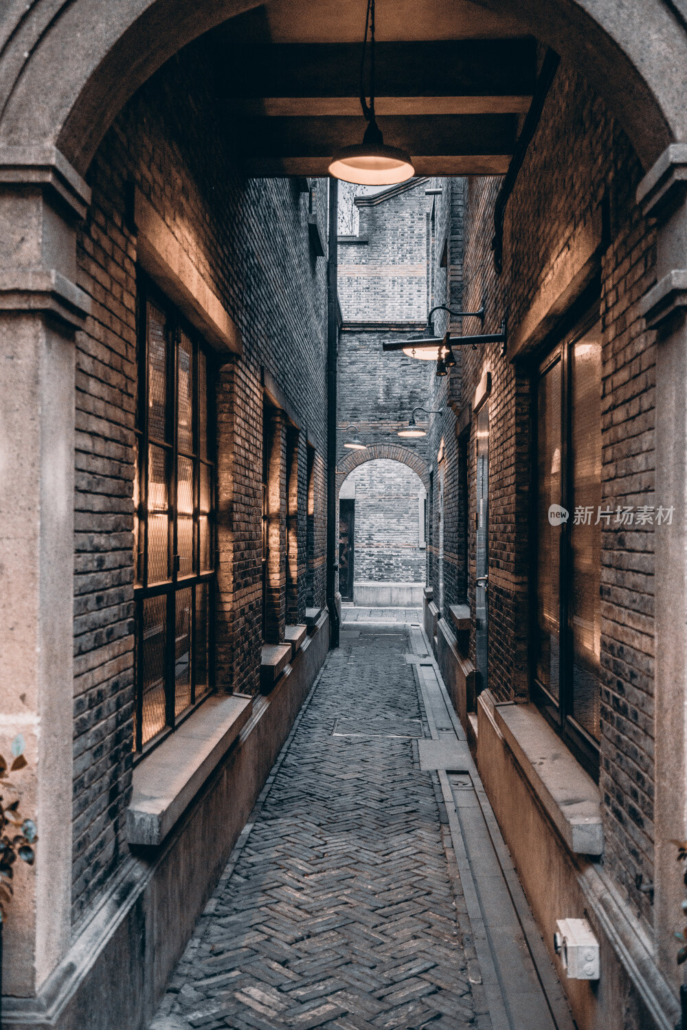 上海石库门夜景