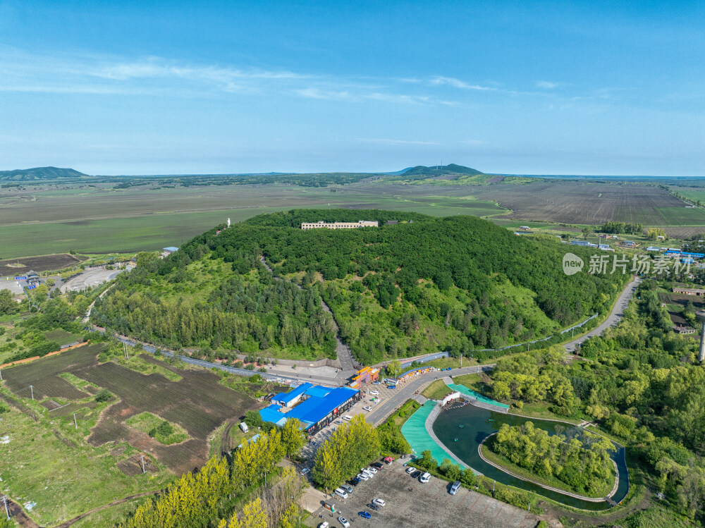 航拍黑龙江五大连池药泉山