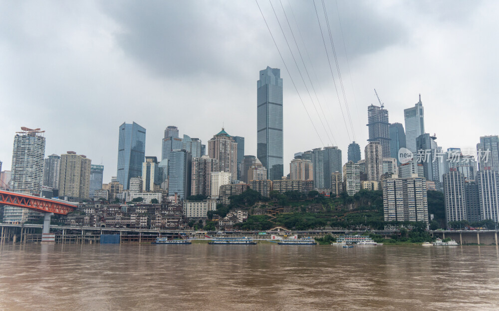 重庆嘉陵江洪崖洞城市地标风景图