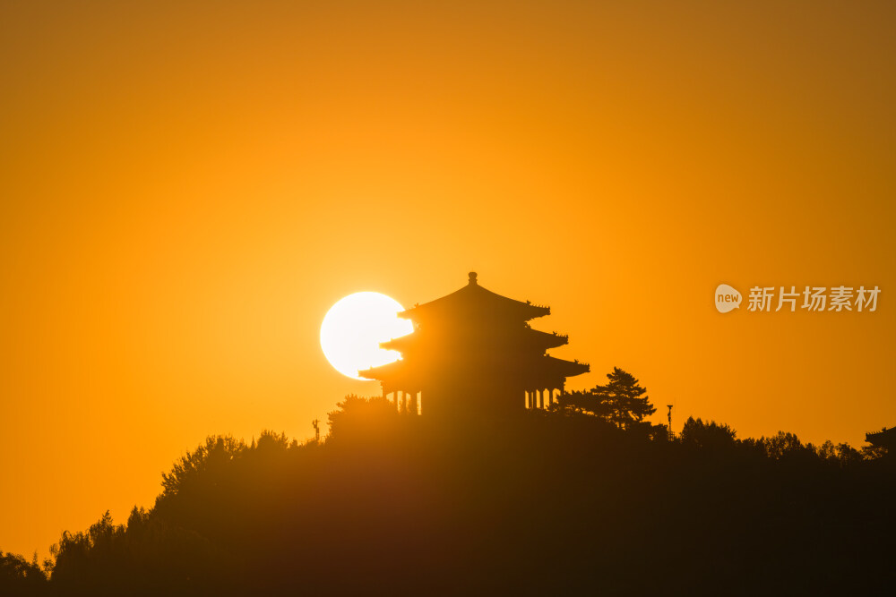 北京景山万春亭日升悬日