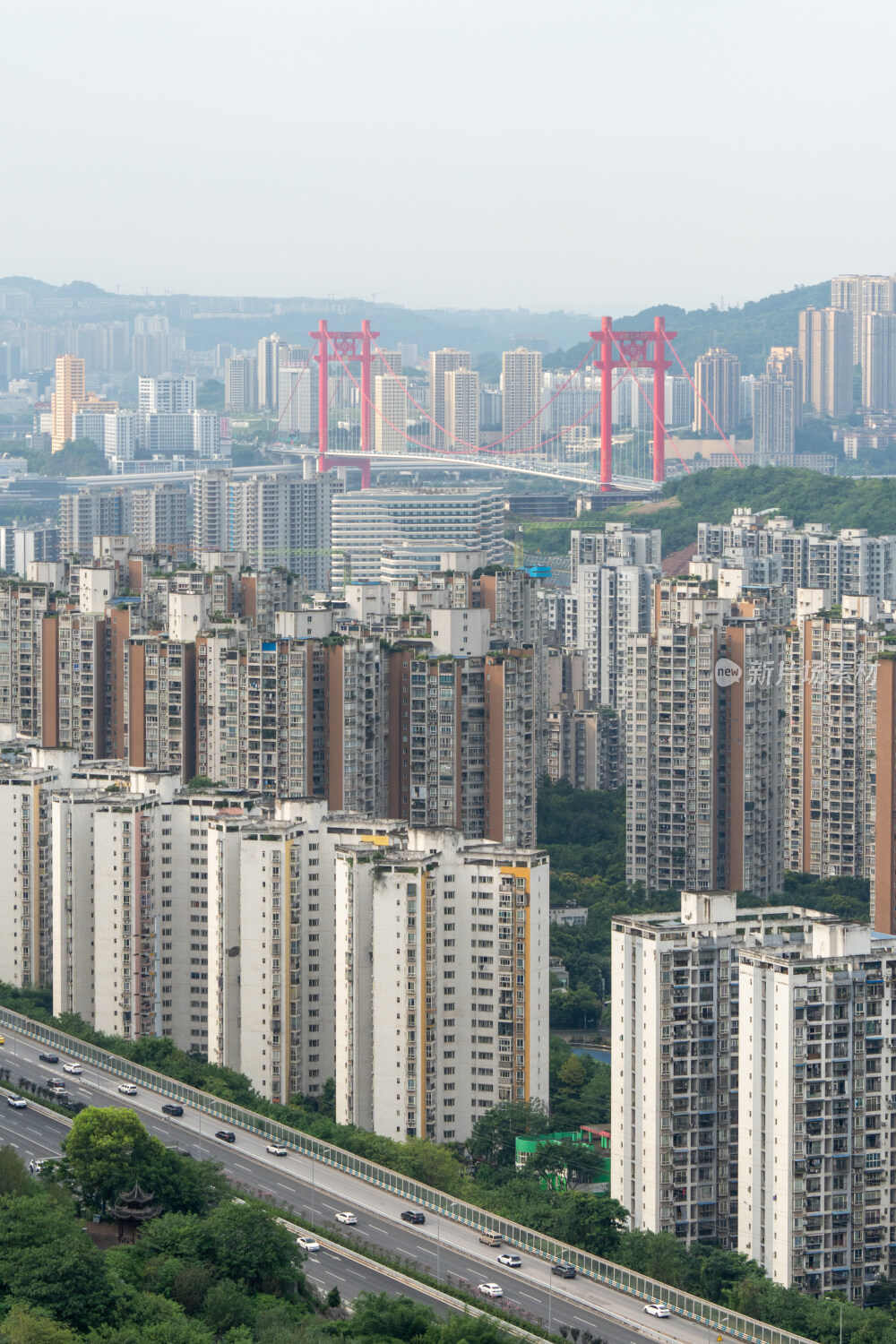 重庆长江大桥城市白昼风景图片