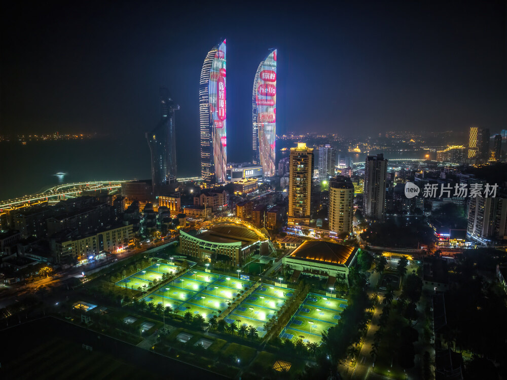 福建厦门海峡厦门大学校园运动场高空航拍