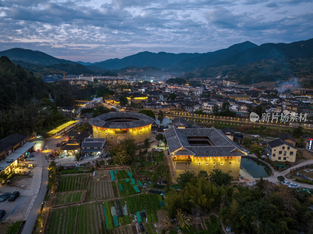 福建漳州永定云水谣客家土楼群建筑高空航拍