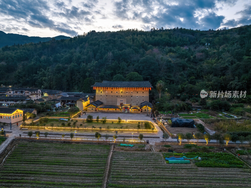 福建漳州永定云水谣客家土楼群建筑高空航拍