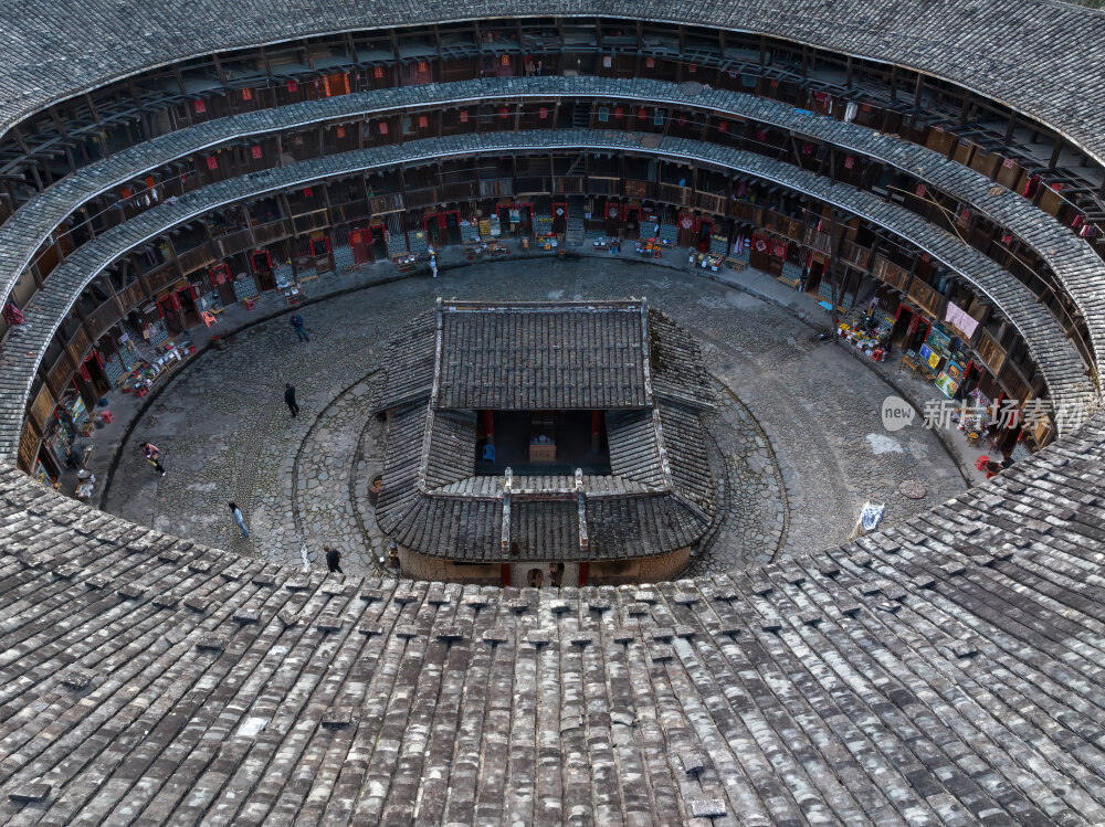 福建漳州永定云水谣客家土楼群建筑高空航拍