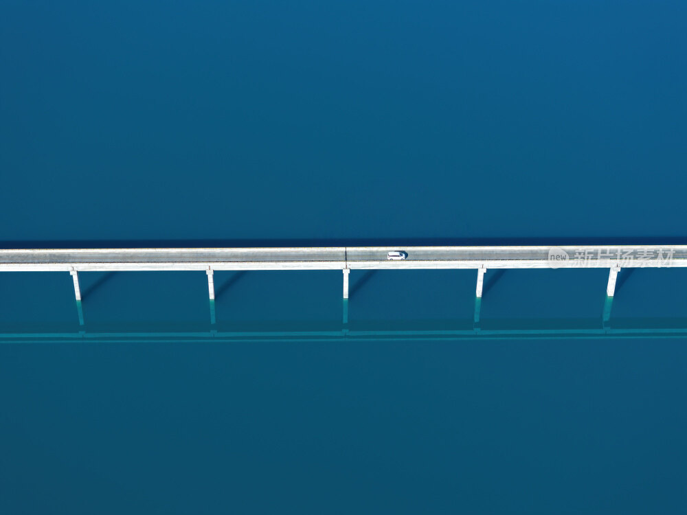 新疆塔县班迪尔蓝湖水库大桥塔莎公路航拍