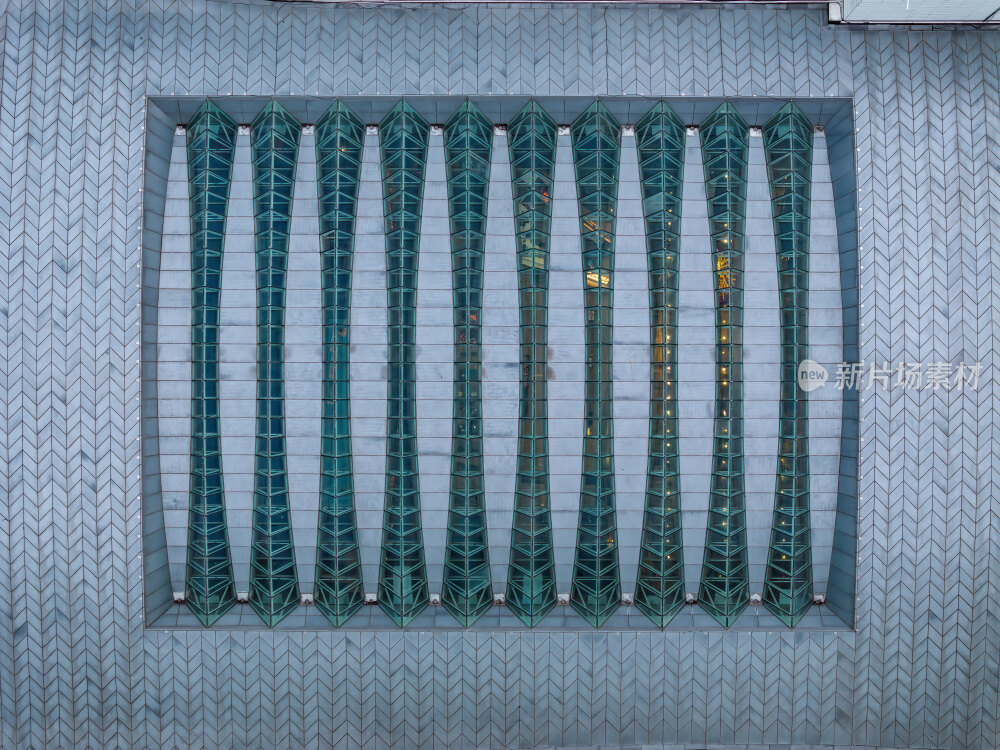 江苏苏州金鸡湖东方之门CBD日落夜景航拍