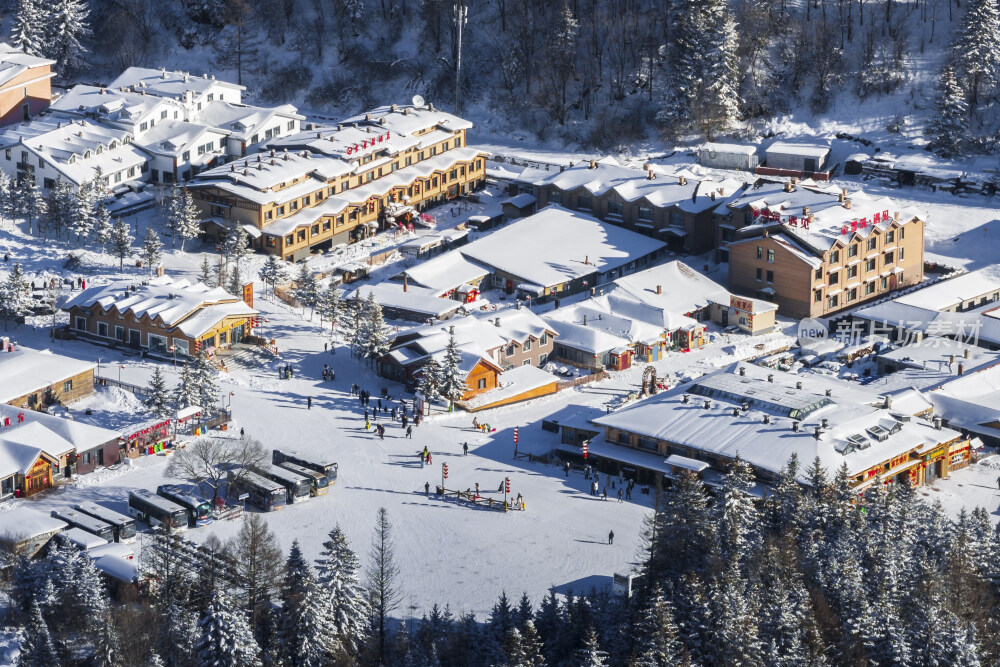中国雪乡雪景雪房子航拍大景拍摄