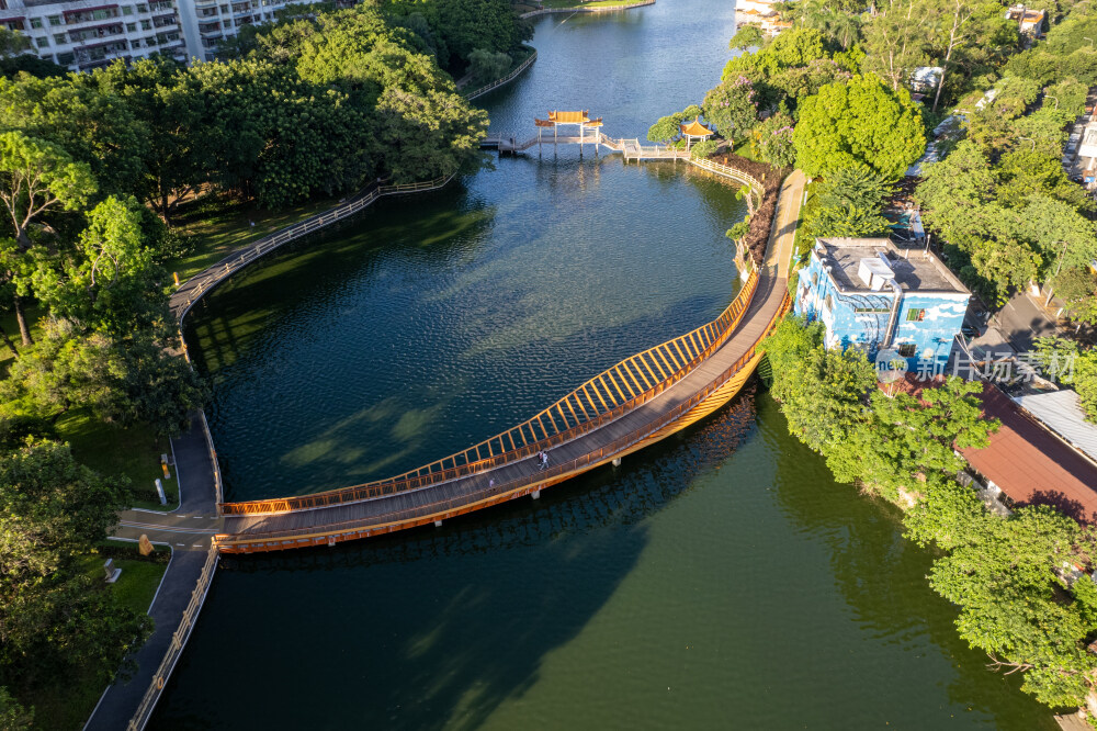 茂名新湖公园航拍图