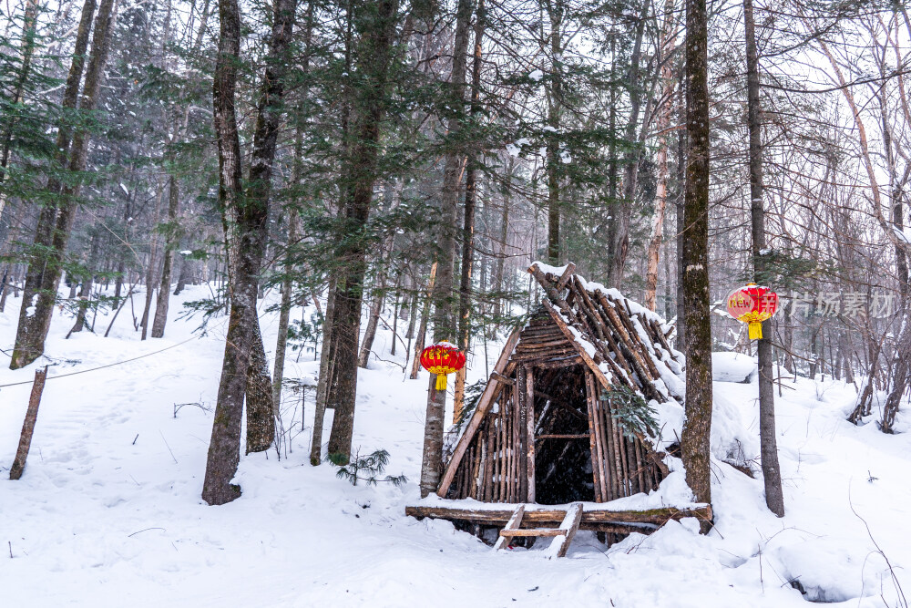雪谷穿越羊草山到雪乡