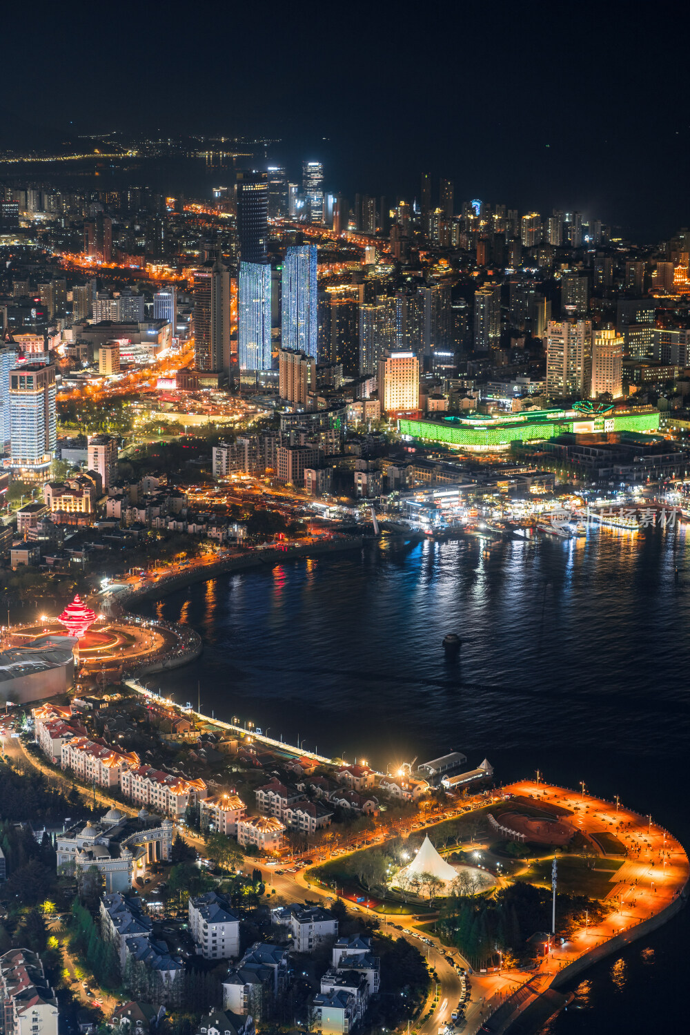 青岛城市风光日出日落火烧云