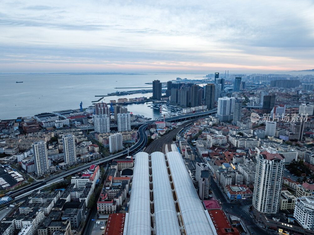 青岛城市风光日出日落火烧云