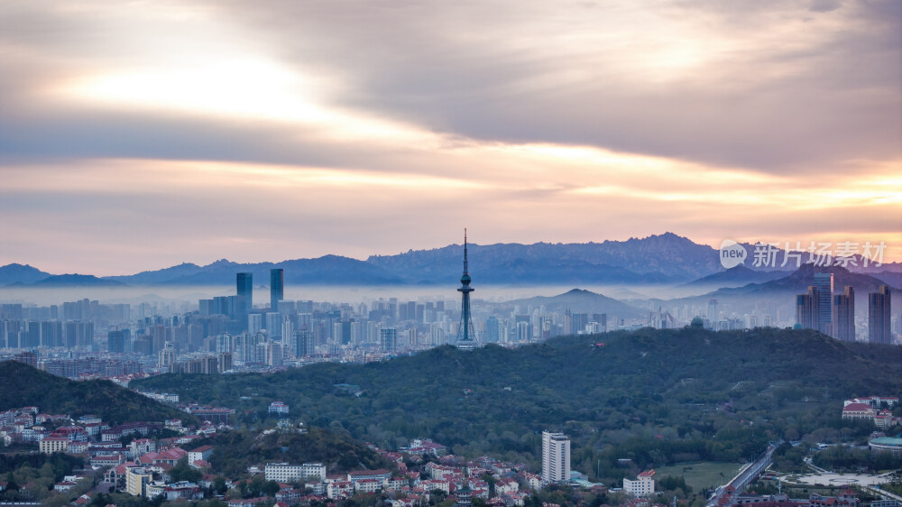 青岛城市风光日出日落火烧云