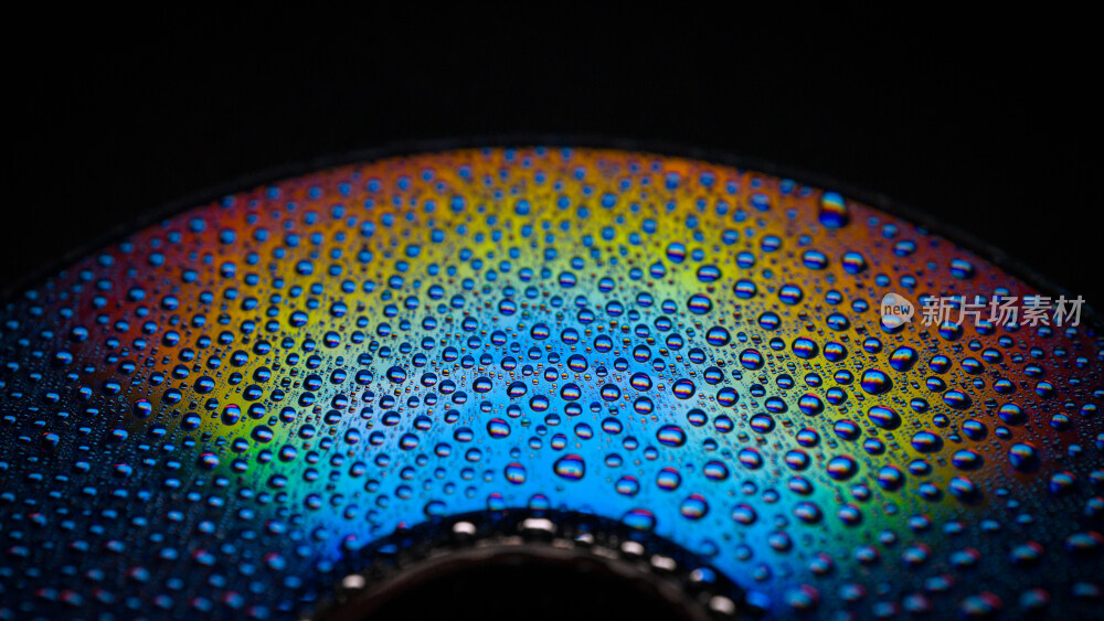 暗夜中的霓虹色彩