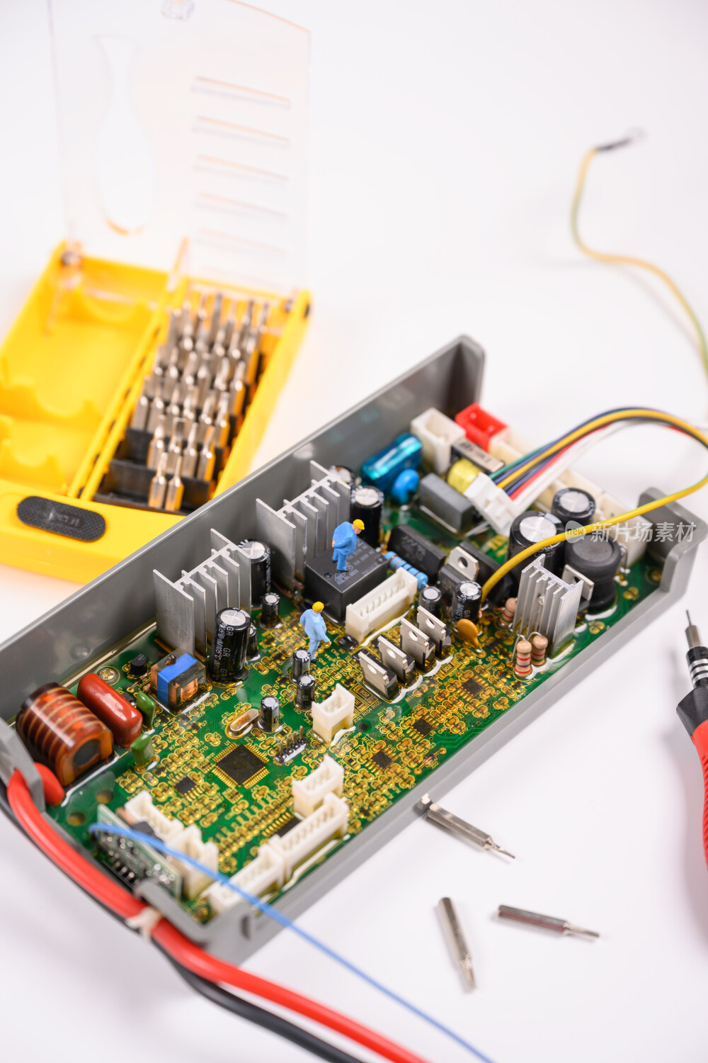 维修损坏的电路主板