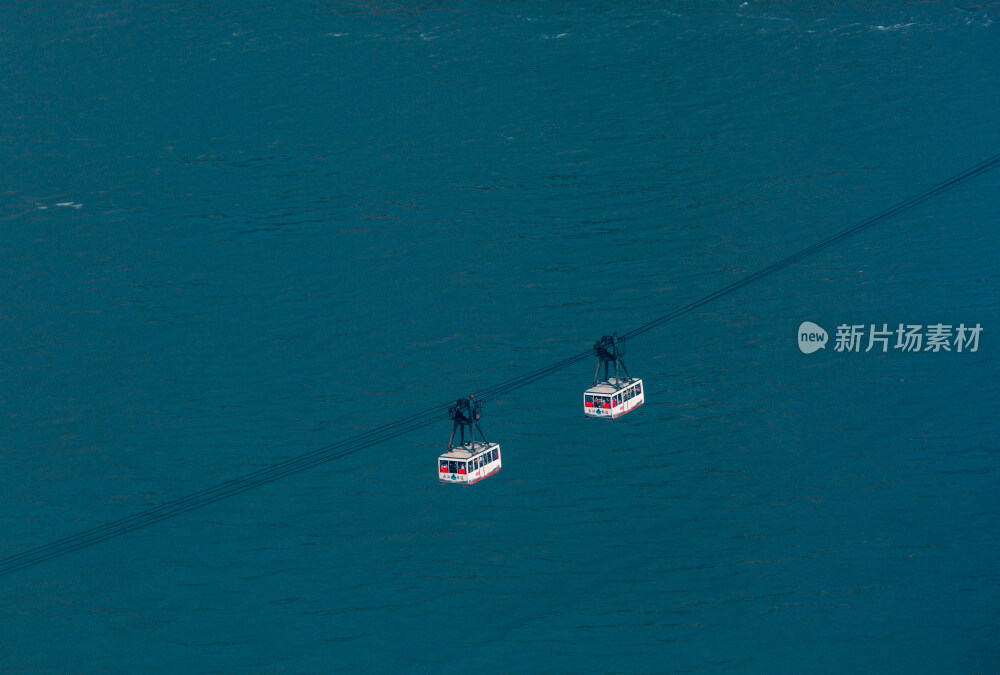 重庆长江索道经过长江