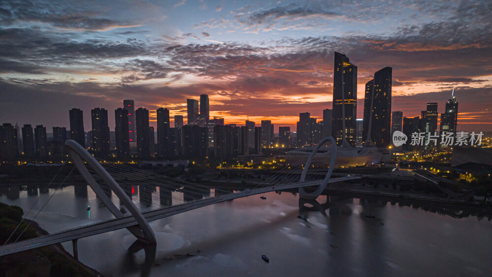 南京建邺河西CBD双子楼国青中心卓美亚南京眼航拍