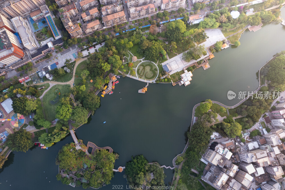 航拍茂名新湖公园