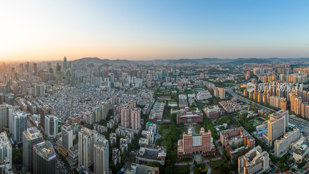 航拍广州天河商圈及暨南大学石牌校区全景