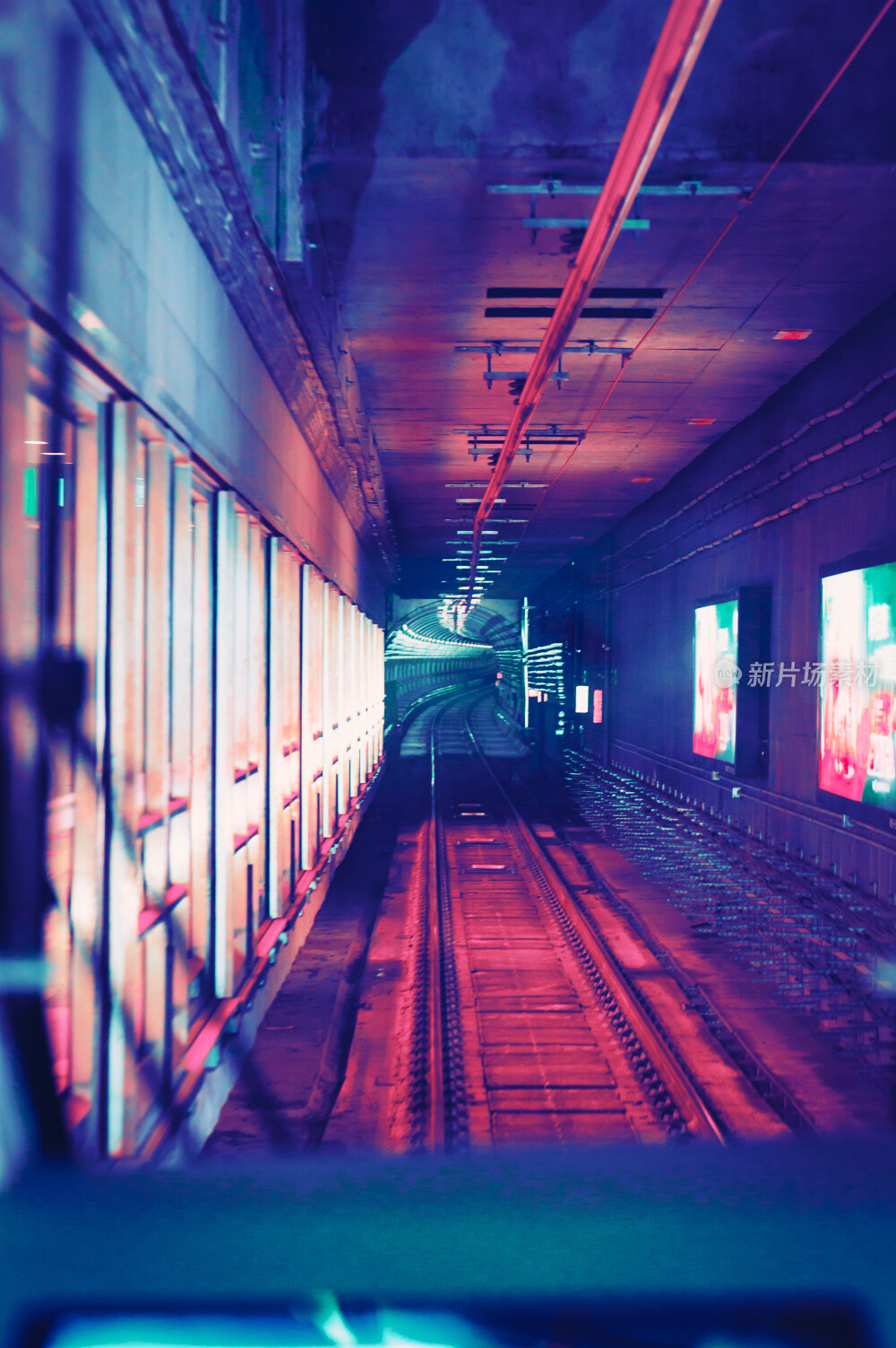 赛博朋克地铁隧道