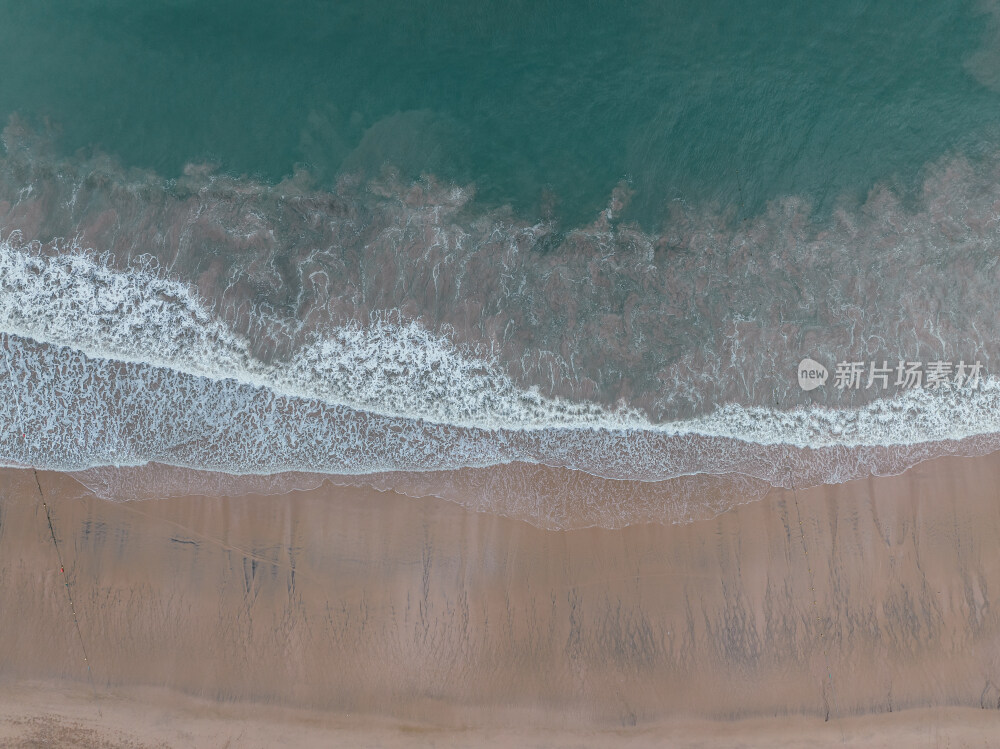 青岛石老人海滨浴场