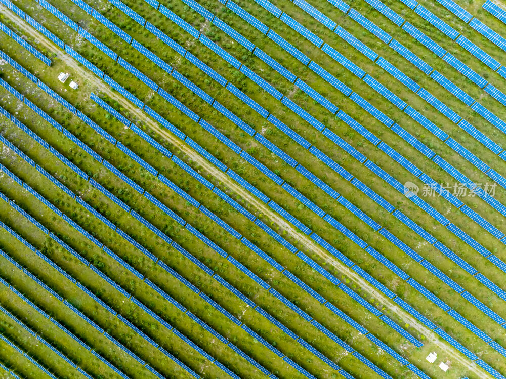 夏季白天山西省大同市周边光伏太阳能航拍视角