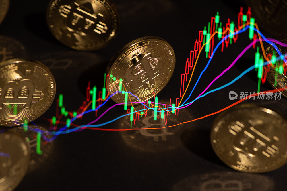黑色背景上的金色比特币和股票指数图