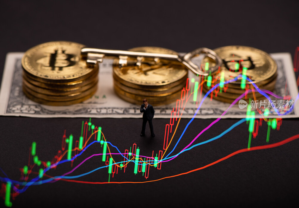 黑色背景上的金色比特币和股票指数图