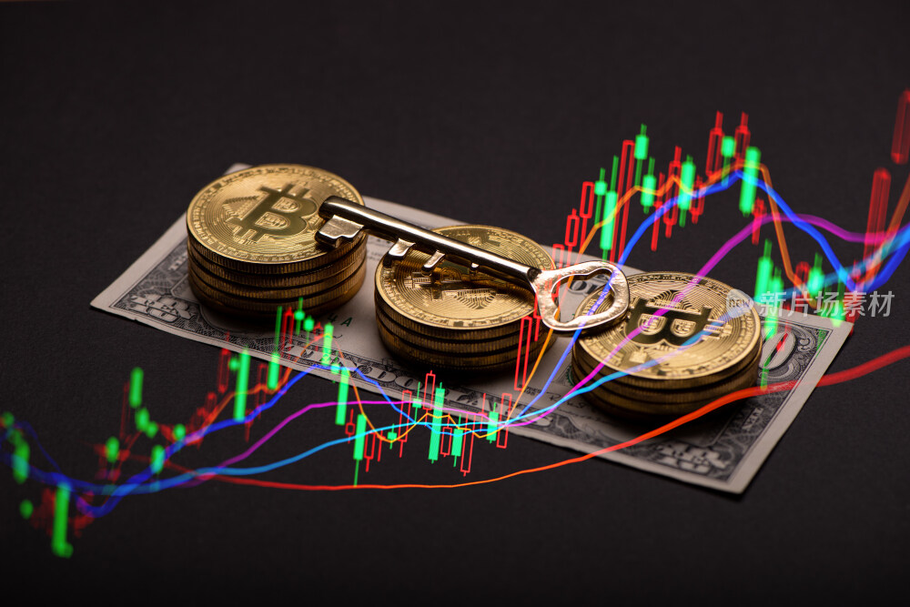 黑色背景上的金色比特币和股票指数图