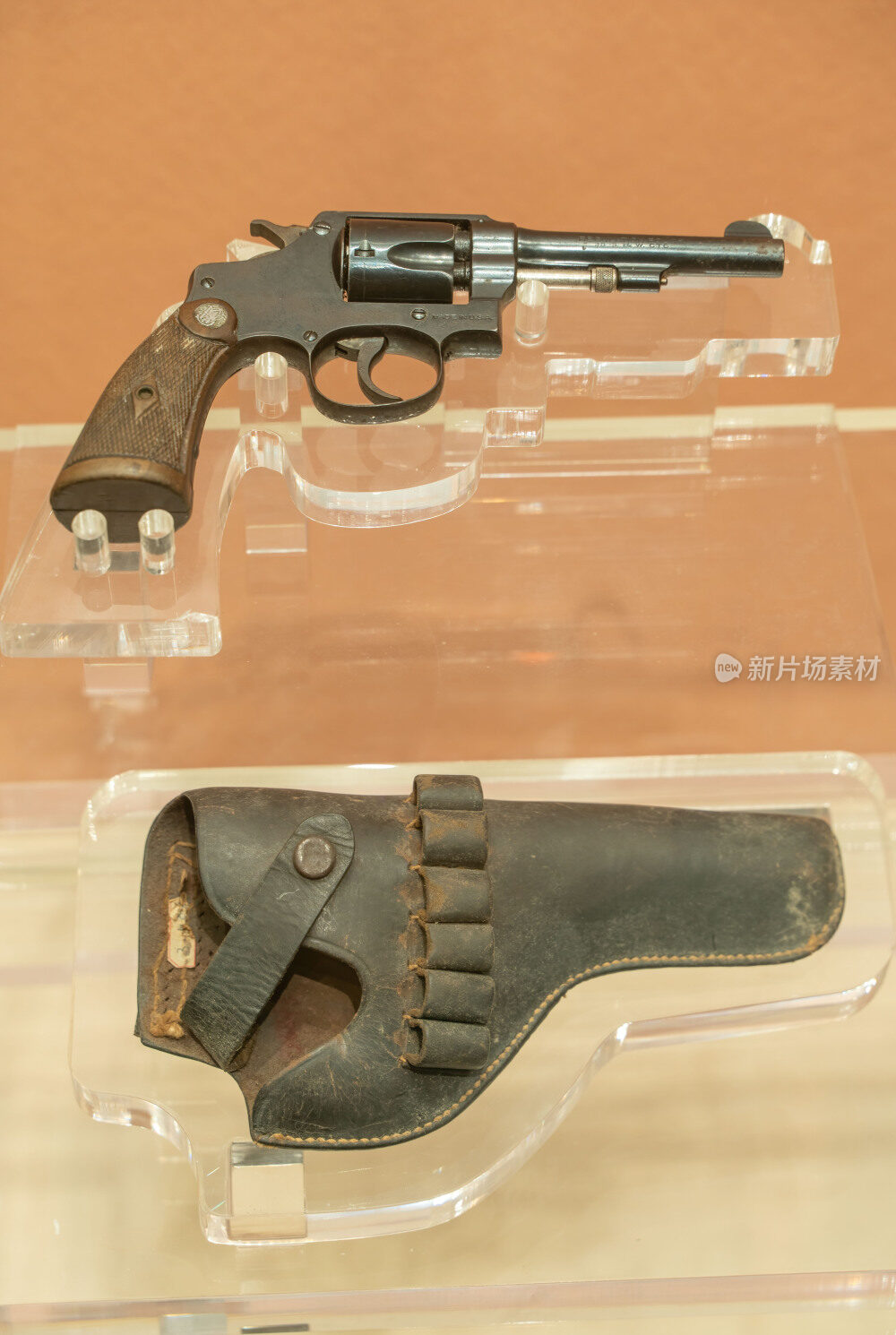 玉树声在战争年代使用过的左轮手枪近代战争文物古董