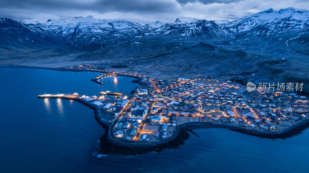 冬季冰岛风光雪山冰川极光小镇蓝调阳光海洋