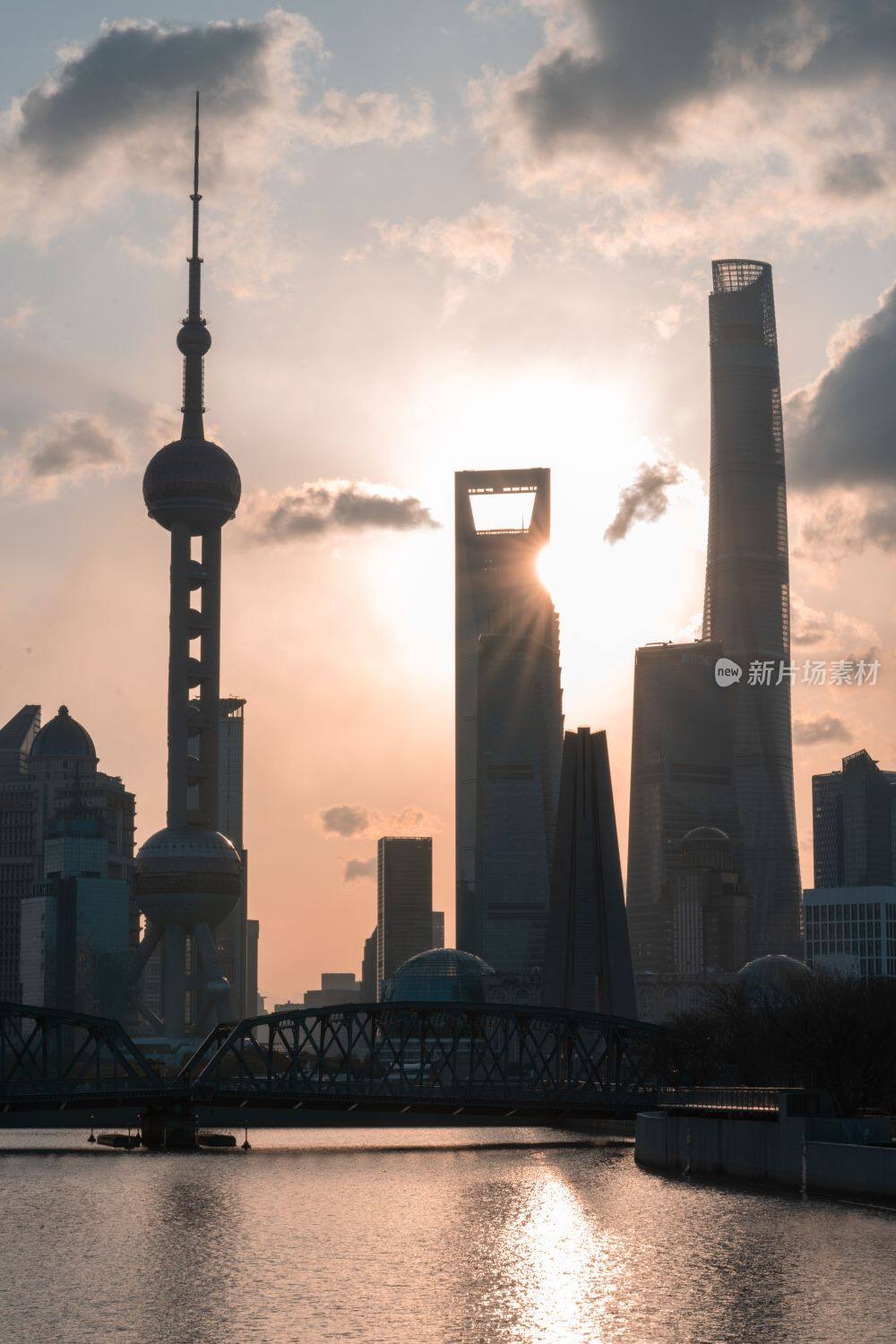 上海白渡桥日出